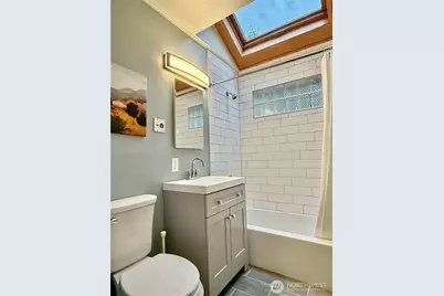 2113 NE 81st Place, Seattle, WA 98115 - Photo 8