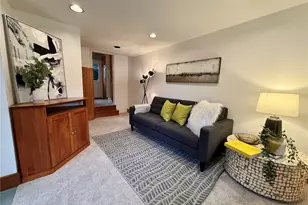 2113 NE 81st Pl, Seattle, WA 98115 - Photo 12