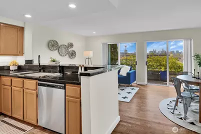 3420 Burke Avenue N #C107, Seattle, WA 98103 - Photo 4