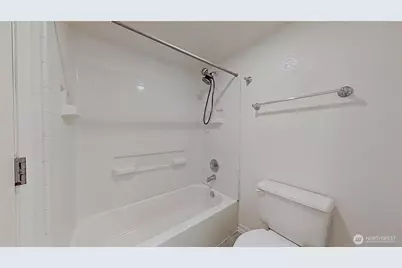 1700 W Sunn Fjord Lane #L101, Bremerton, WA 98312 - Photo 16