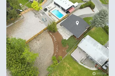 11255 Roseberg Avenue S, Seattle, WA 98168 - Photo 34