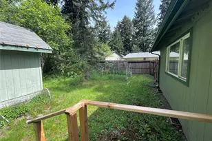 17827 Upland Dr SE, Yelm, WA 98597 - Photo 32