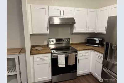 12615 NE 189th Street, Bothell, WA 98011 - Photo 10