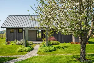 140 Sweetbrier Ln, Lopez Island, WA 98261 - Photo 4