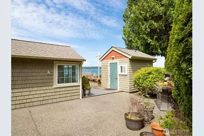 29631 Beach Drive NE, Poulsbo, WA 98370 - Photo 18