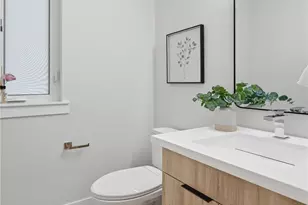 719 Edmonds Way, Edmonds, WA 98020 - Photo 6
