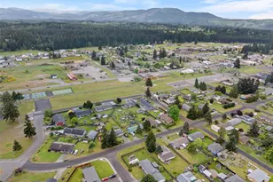 304 Rochester St E, Rainier, WA 98576 - Photo 28