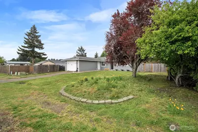 304 Rochester Street E, Rainier, WA 98576 - Photo 22