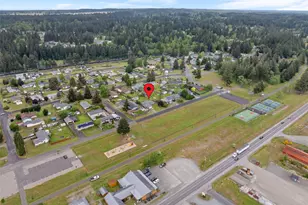 304 Rochester St E, Rainier, WA 98576 - Photo 26