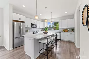 13628 Manor Way, Lynnwood, WA 98087 - Photo 10
