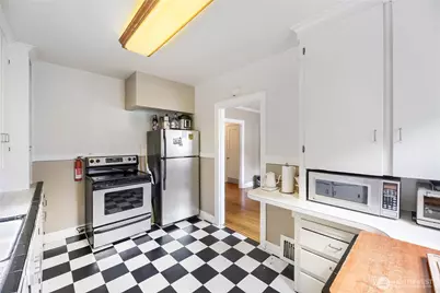 5755 25th Avenue NE, Seattle, WA 98105 - Photo 14