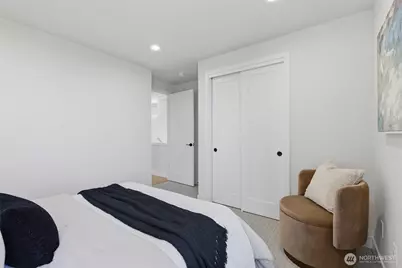 4233 S Bradford Street, Seattle, WA 98118 - Photo 30