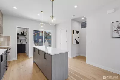 4233 S Bradford Street, Seattle, WA 98118 - Photo 12