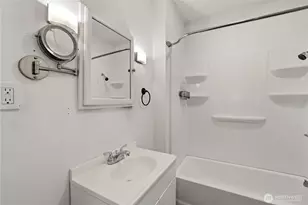 119 N 3rd St, Montesano, WA 98563 - Photo 12