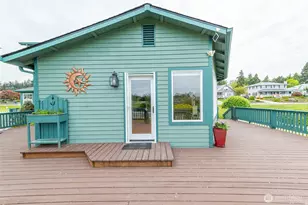 701 NW Krueger St, Coupeville, WA 98239 - Photo 34