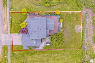 701 NW Krueger St, Coupeville, WA 98239 - Photo 2