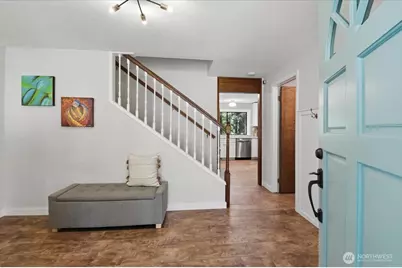 1610 202nd Place SW, Lynnwood, WA 98036 - Photo 2