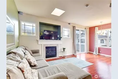 18860 NE 63rd Way #102, Redmond, WA 98052 - Photo 2