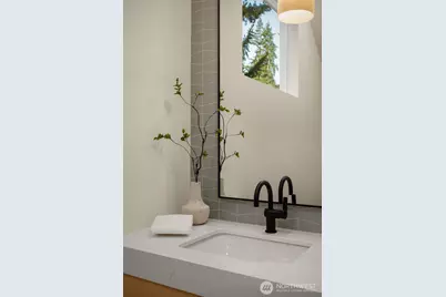 8407 NE 137th Street, Kirkland, WA 98034 - Photo 12