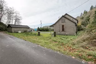 1317 Summit St, Aberdeen, WA 98520 - Photo 4