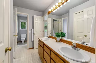 19225 SE 25th St, Sammamish, WA 98075 - Photo 26