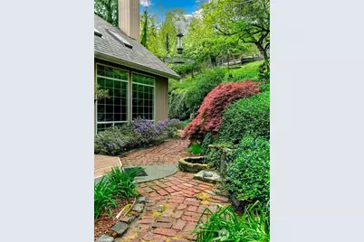 19225 SE 25th Street, Sammamish, WA 98075 - Photo 30