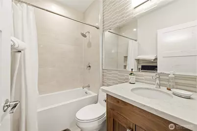 7226 S Ryan Street, Seattle, WA 98178 - Photo 16