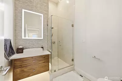 7226 S Ryan Street, Seattle, WA 98178 - Photo 12