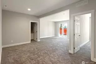 14830 Tyee Dr E, Bonney Lake, WA 98391 - Photo 6