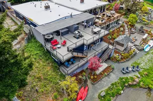 90 92 Mallard Cove Rd, Port Angeles, WA 98363 - Photo 2