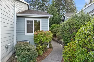 321 E Soderberg Rd, Allyn, WA 98524 - Photo 4