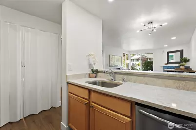 520 S 323rd Place #12-E, Federal Way, WA 98003 - Photo 12