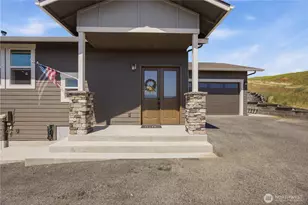 827 Madeleine Ct, East Wenatchee, WA 98802 - Photo 2