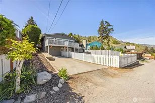 2316 W Prospect St, Chelan, WA 98816 - Photo 32