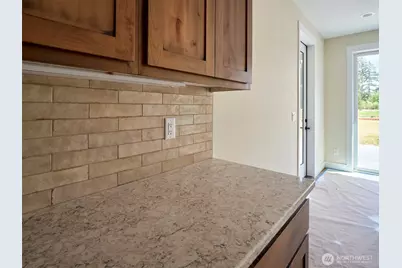 124 Annabelle Street, Castle Rock, WA 98611 - Photo 12