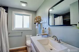 348 NE Harvest Dr, Oak Harbor, WA 98277 - Photo 14