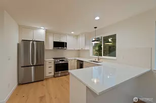 2731 NE 87th St, Seattle, WA 98115 - Photo 8