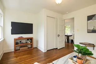 806 15th Ave E, Seattle, WA 98112 - Photo 18