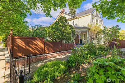 806 15th Avenue E, Seattle, WA 98112 - Photo 2