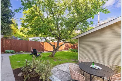 806 15th Avenue E, Seattle, WA 98112 - Photo 38