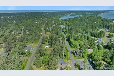 1003 Catala Avenue SE, Ocean Shores, WA 98569 - Photo 6