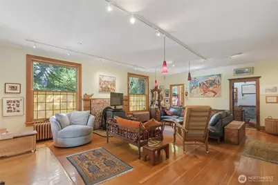 802 16th Avenue, Seattle, WA 98122 - Photo 4