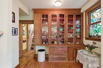 802 16th Avenue, Seattle, WA 98122 - Photo 6