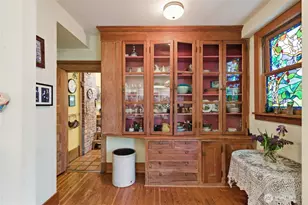 802 16th Ave, Seattle, WA 98122 - Photo 6