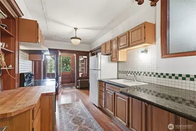 802 16th Avenue, Seattle, WA 98122 - Photo 22