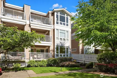 702 Kirkland Way #4, Kirkland, WA 98033 - Photo 2