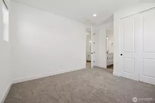 20826 Chad Ln E, Bonney Lake, WA 98391 - Photo 30