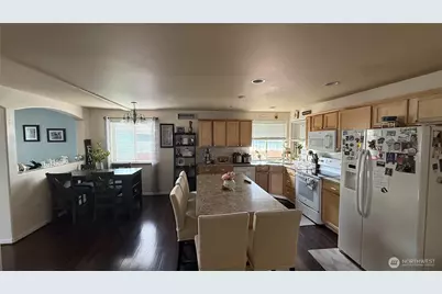 1518 104th St S, Tacoma, WA 98444 - Photo 6