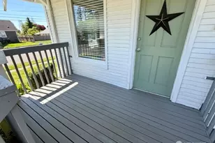 6722 S J St, Tacoma, WA 98408 - Photo 4