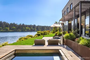 10555 NE Seaborn Rd, Bainbridge Island, WA 98110 - Photo 32